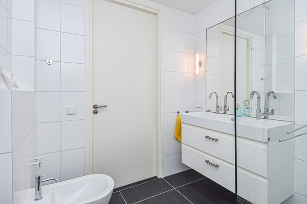 Medium property photo - Streksingel 53, 3054 HB Rotterdam